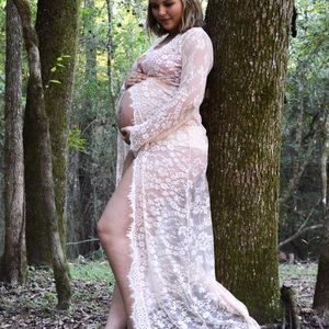 Maternity gown